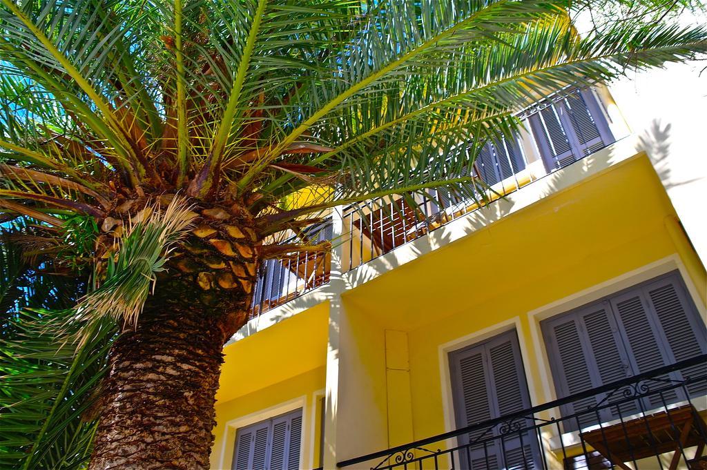 Hotel Le Grillon LʼÎle-Rousse Eksteriør billede