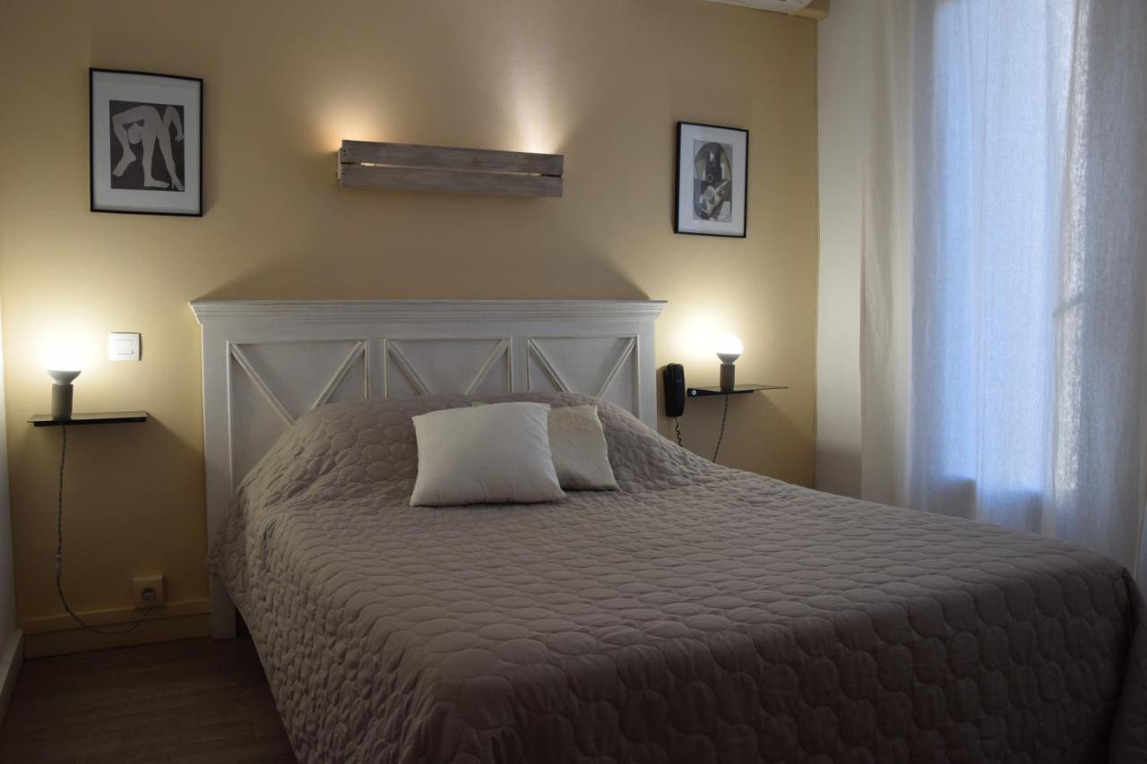 Hotel Le Grillon LʼÎle-Rousse Eksteriør billede