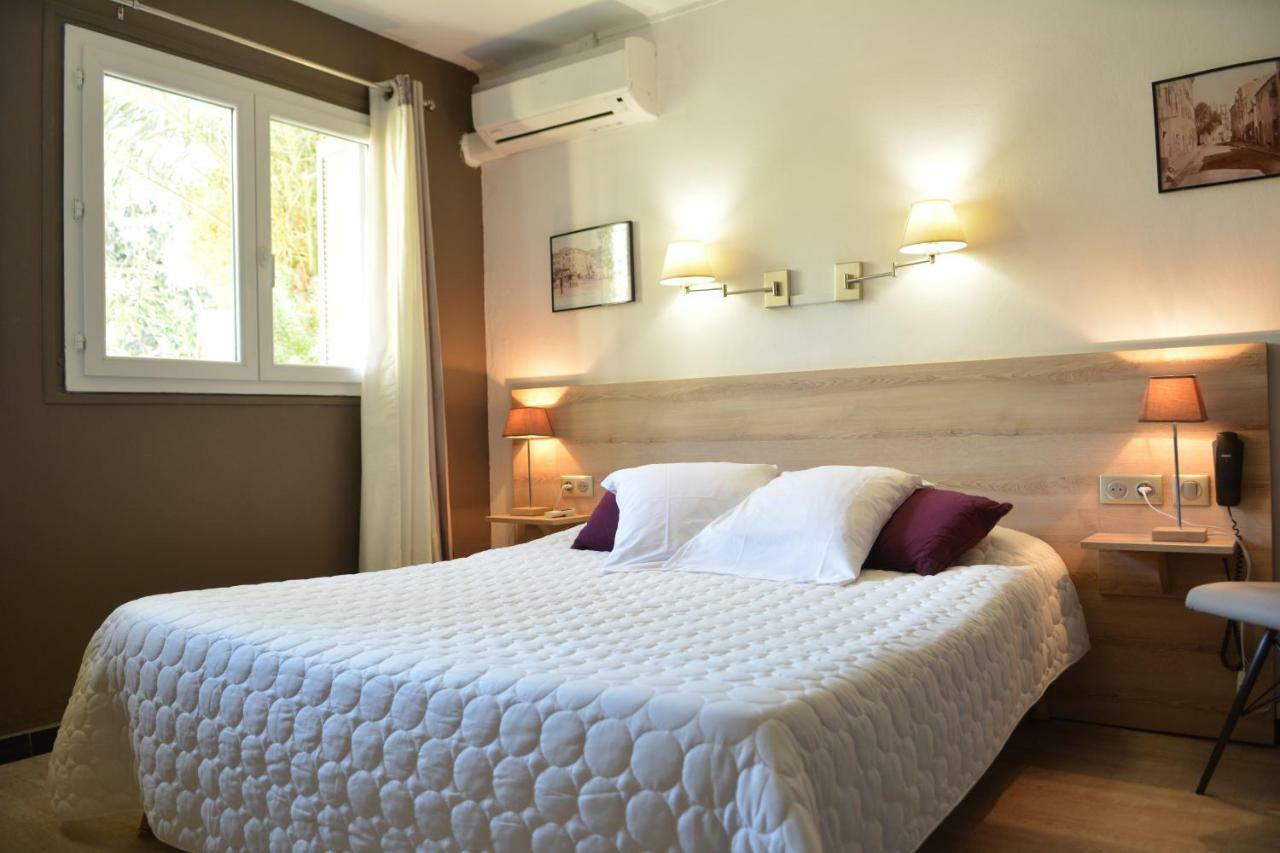Hotel Le Grillon LʼÎle-Rousse Eksteriør billede